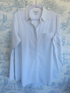 Athleta Urbanite White Top Medium
